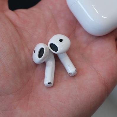 Apple 推出新款 AirPods 4 系列：增強音頻和主動降噪選項